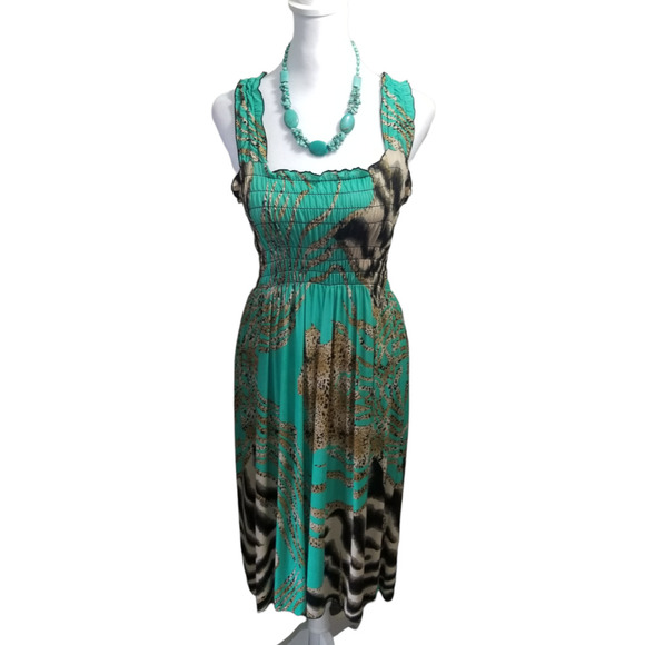 Private Label Dresses & Skirts - Private LABEL Green and Animal Print Pull-On Midi dress Sz S/M